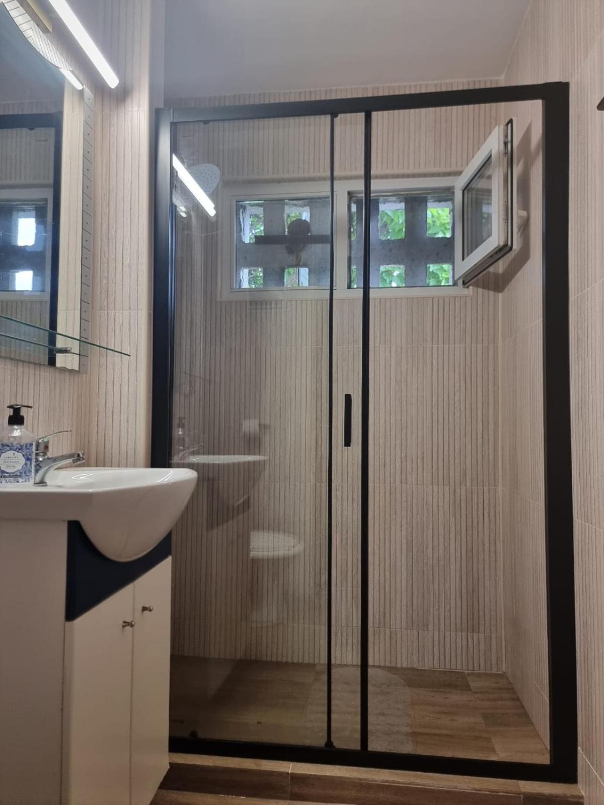Apartament Denis Διαμέρισμα Orşova Εξωτερικό φωτογραφία