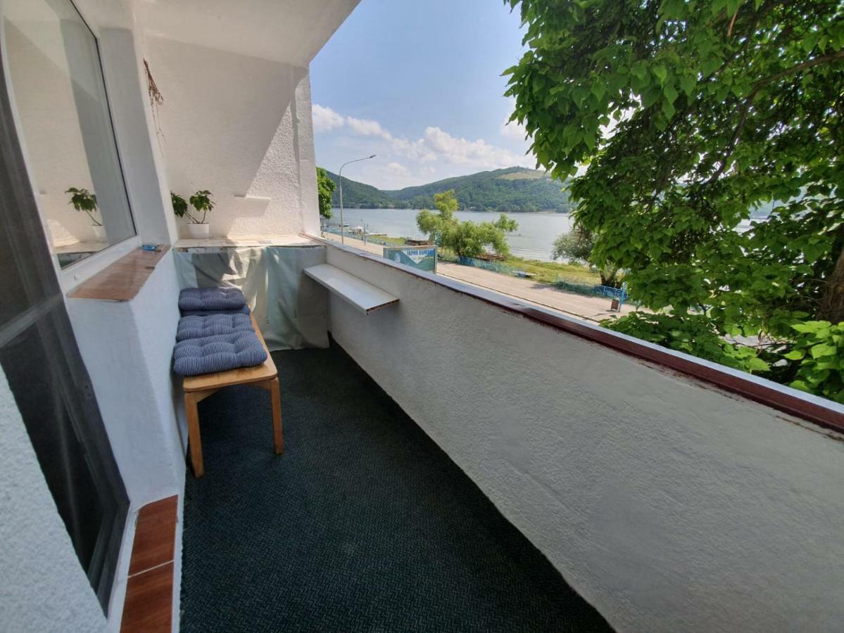 Apartament Denis Διαμέρισμα Orşova Εξωτερικό φωτογραφία